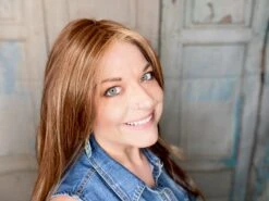 Mesmerized Wig By Raquel Welch -Wig Promotion Sale 3CD81304 45FB 430A A760 EBD41C1E5EAC