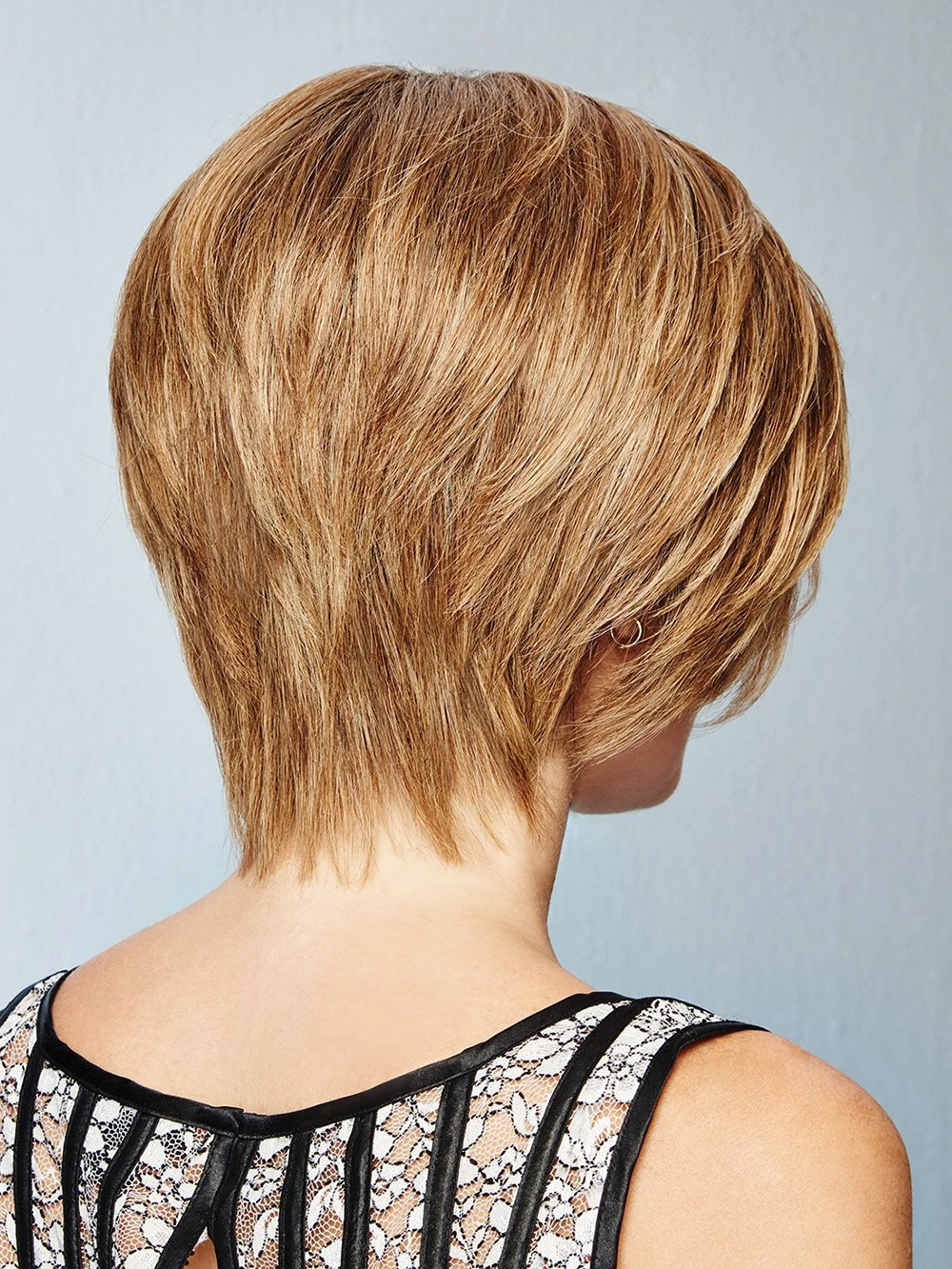 Calling All Compliments Wig By Raquel Welch | Double Mono Top 6 Calling All Compliments Wig By Raquel Welch | Double Mono Top - Image 4