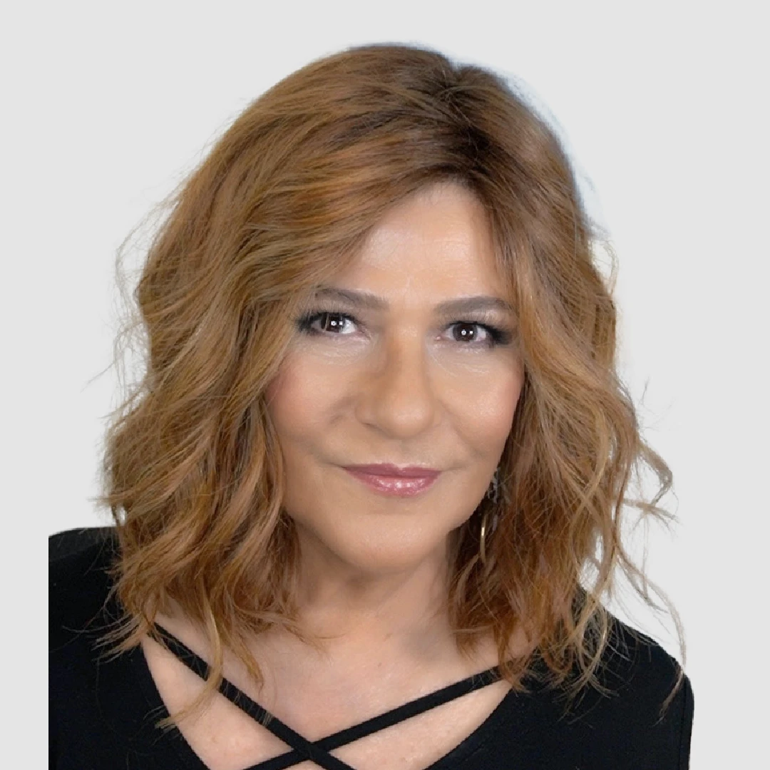 Emma Wig By Envy | Mono Part | Human Hair | Synthetic Blend 8 Emma Wig By Envy | Mono Part | Human Hair | Synthetic Blend - Image 6