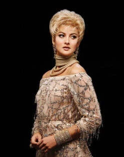 Acclaim Wig By Gabor | Petite Cap -Wig Promotion Sale GB Acclaim GoldenAnniversary Model Editorial1 c1addb0d 14f2 4bec a067 04ef3d174c89