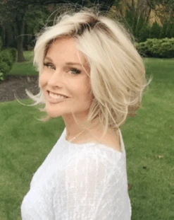 Upstage Wig By Raquel Welch 40 Upstage Wig By Raquel Welch -Wig Promotion Sale IMG 7803