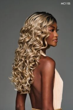 Laila Wig By Kim Kimble | Heat-Friendly Synthetic -Wig Promotion Sale KK Laila Model2 Side2