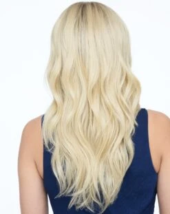 Statement Style Wig By Raquel Welch | Mono Top 25 Statement Style Wig By Raquel Welch | Mono Top -Wig Promotion Sale RW StatementStyle Model Side3